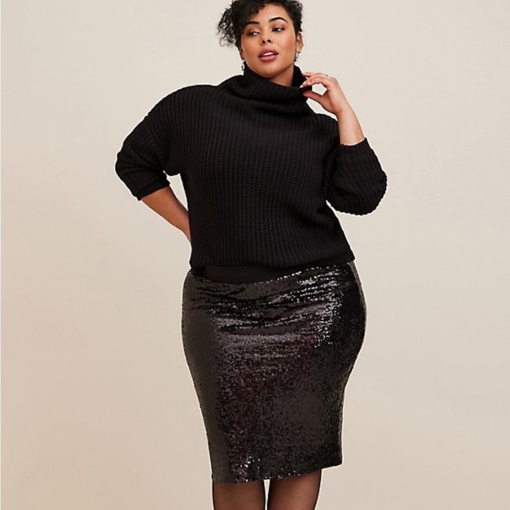 Chunky Pullover Black Mock Neck from Torrid Size 5/6 New With Tags